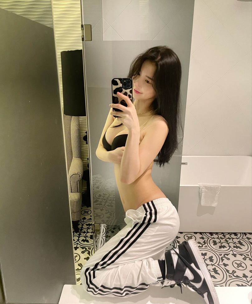 2km_2km nackt #108030879