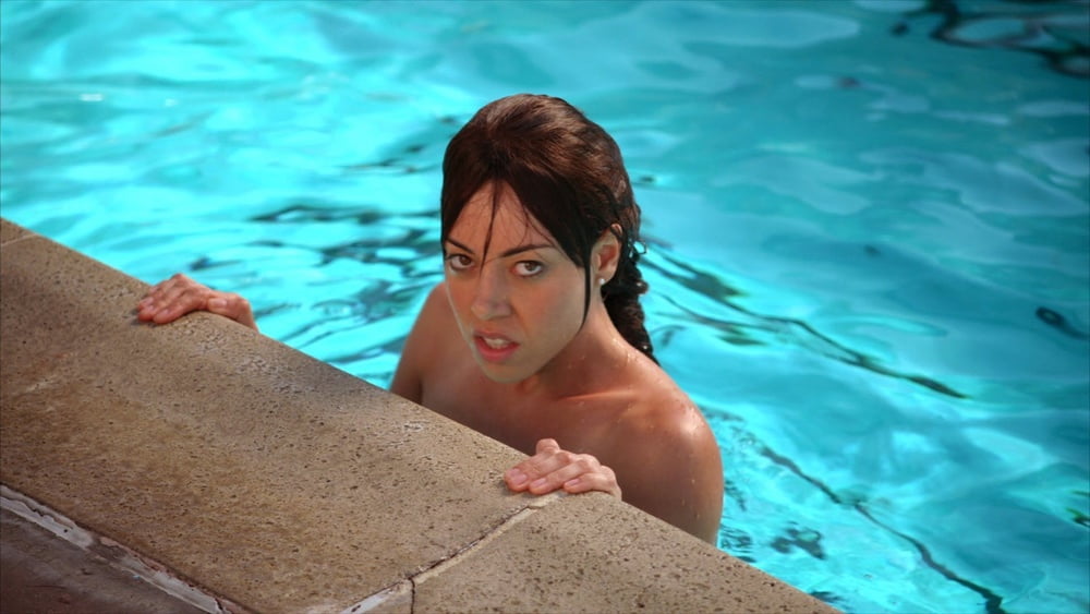 Fap material: aubrey plaza
 #99922042