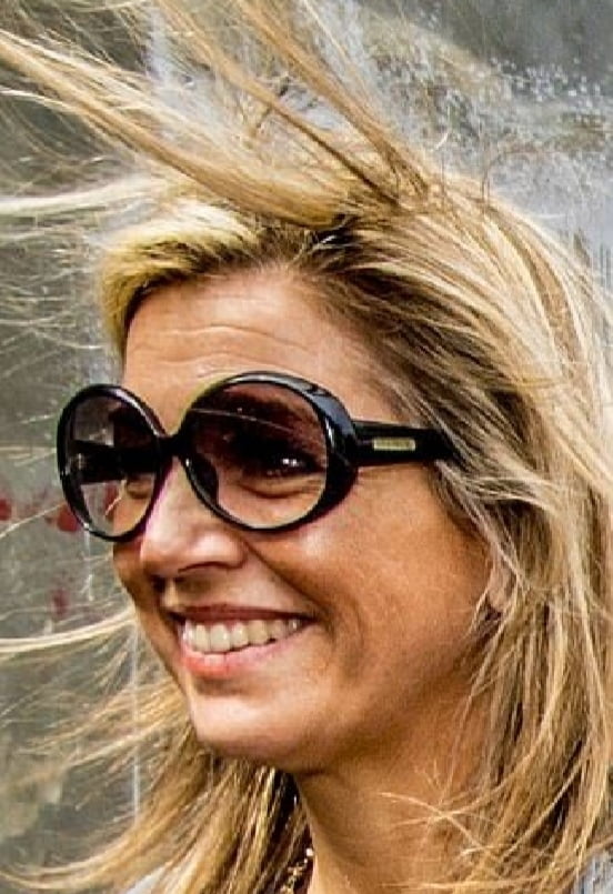 GROSSE DINDE REINE MAXIMA DES PAYS BAS #98232256