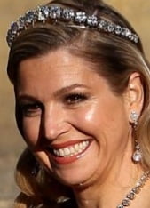 GROSSE DINDE REINE MAXIMA DES PAYS BAS #98232295