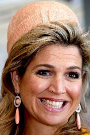 GROSSE DINDE REINE MAXIMA DES PAYS BAS #98232320