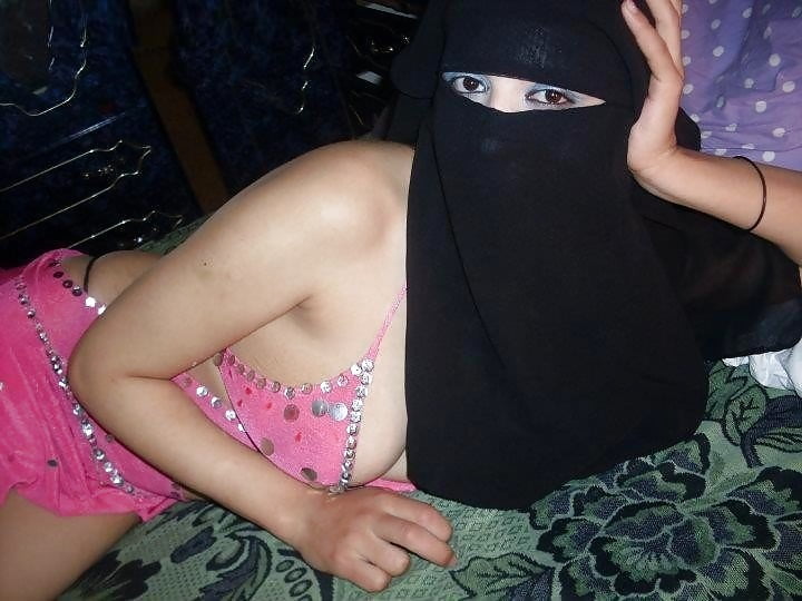 Señoras del país de los 1001 cuentos nocturnos (13)
 #91320181