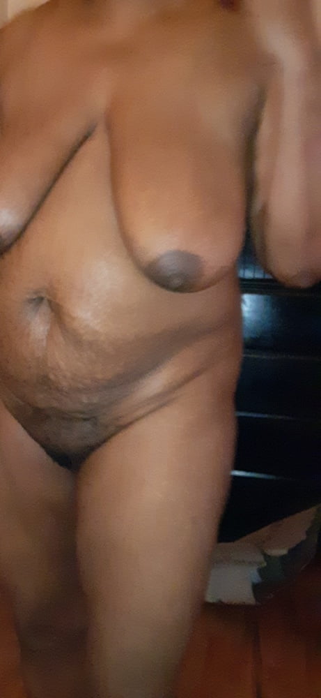 Busty mamma nera culo e tette
 #92239880