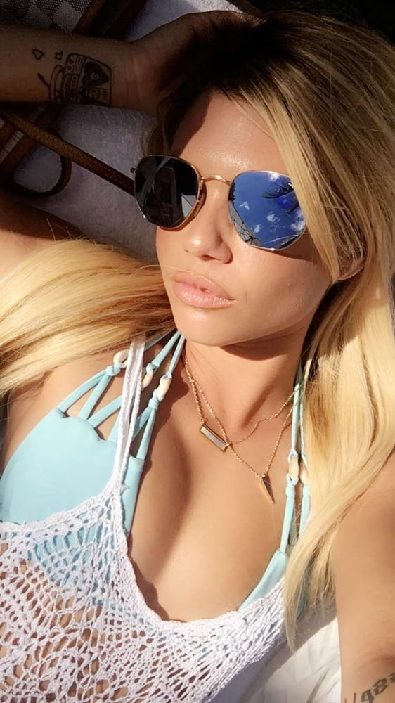 Chanel West
 #98419970