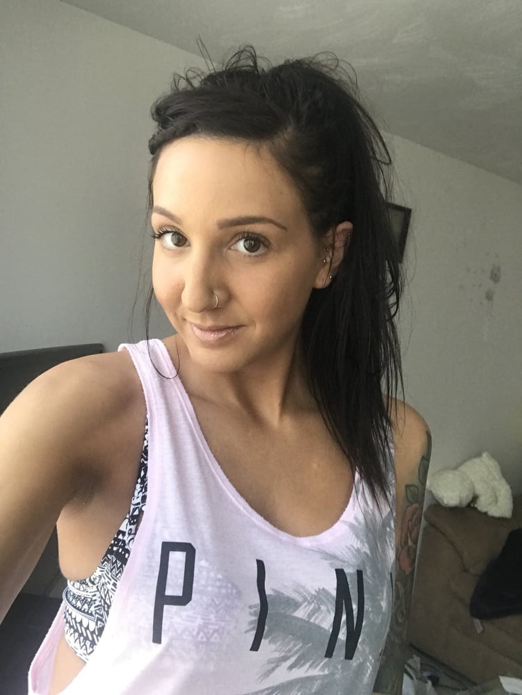 Hot niagara falls, ny girl
 #105855394