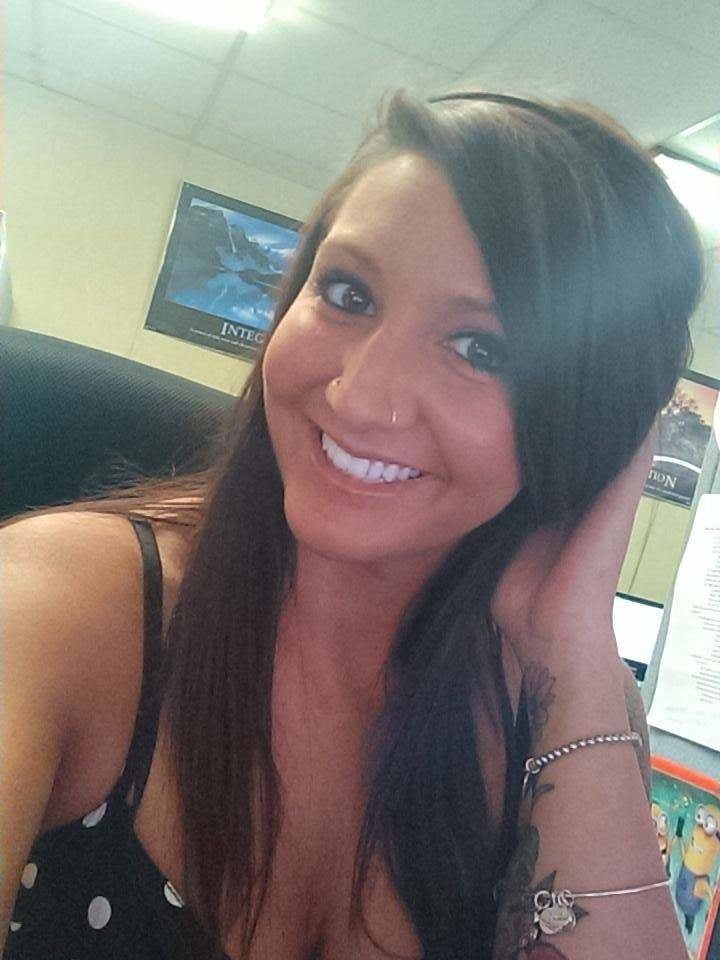 Hot niagara falls, ny girl
 #105855404