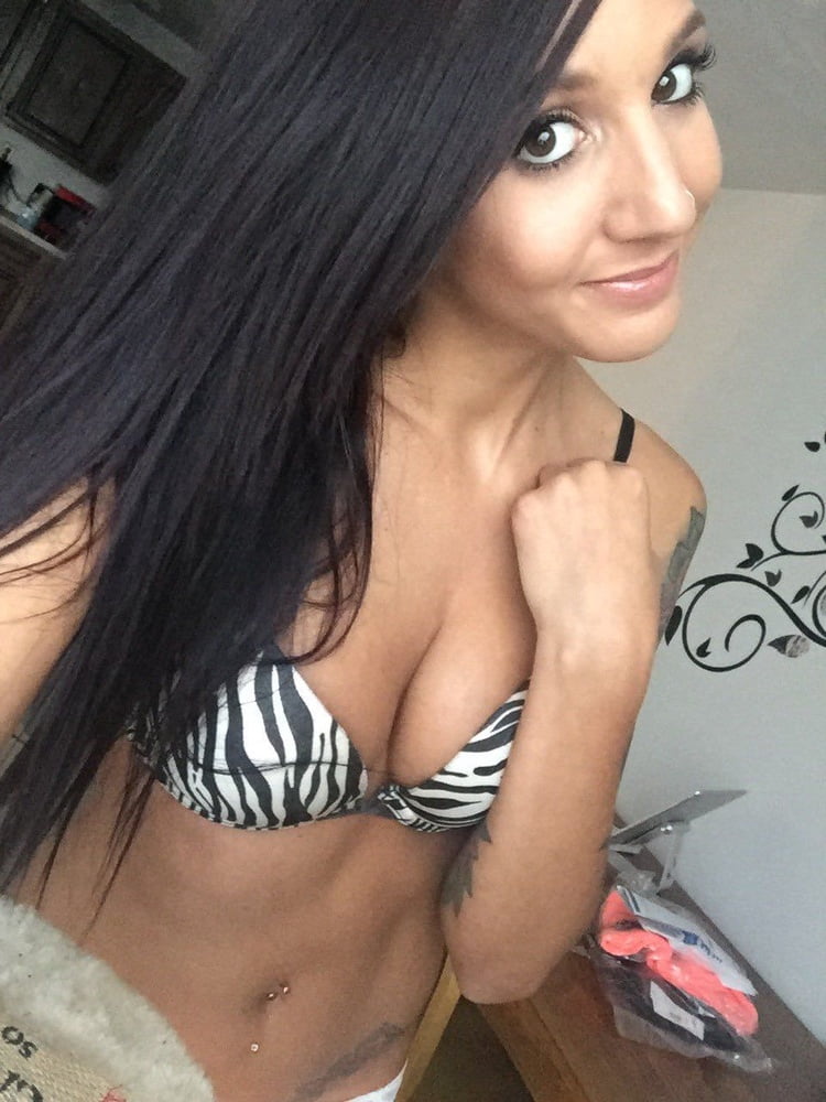 Hot niagara falls, ny girl
 #105855411