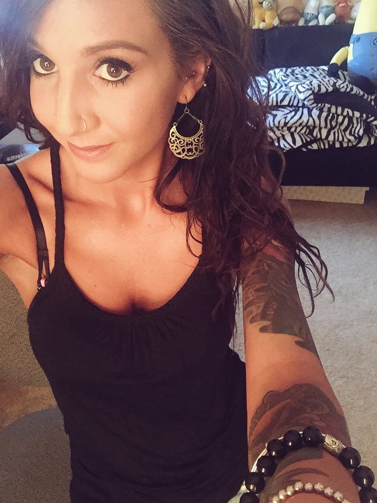 Hot niagara falls, ny girl
 #105855415