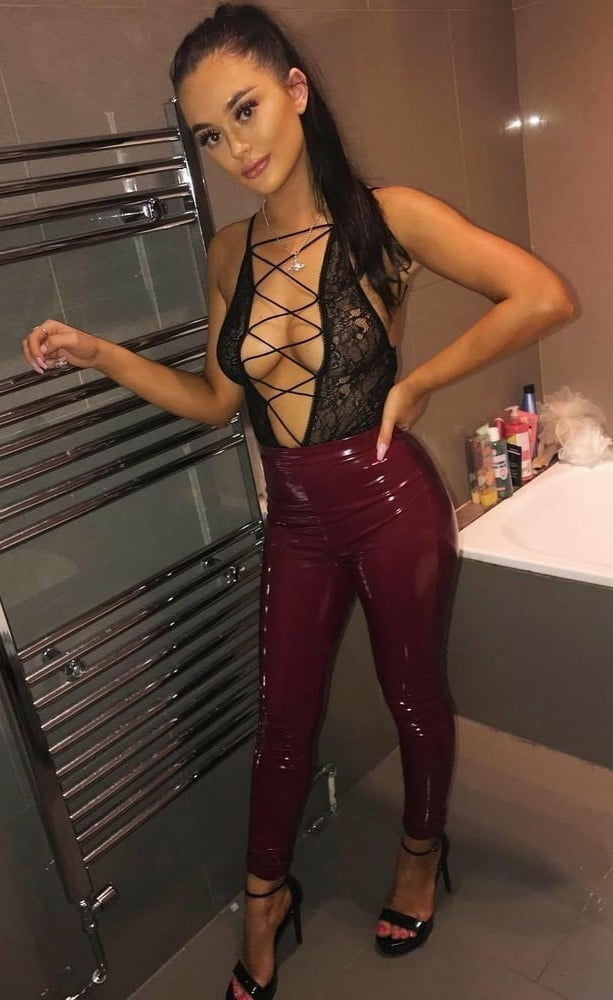 Lo que los cornudos árabes quieren que lleven sus esposas
 #93223021