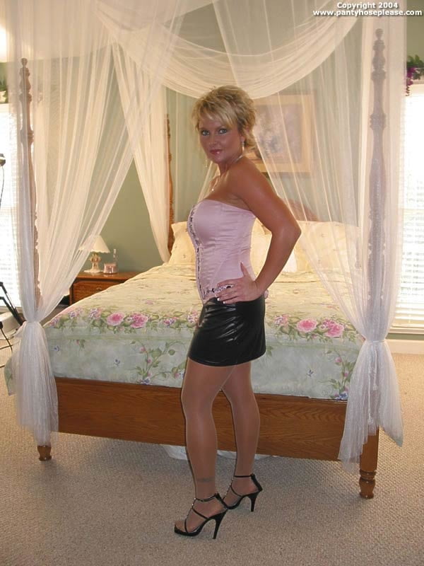 Más milfs
 #89585631