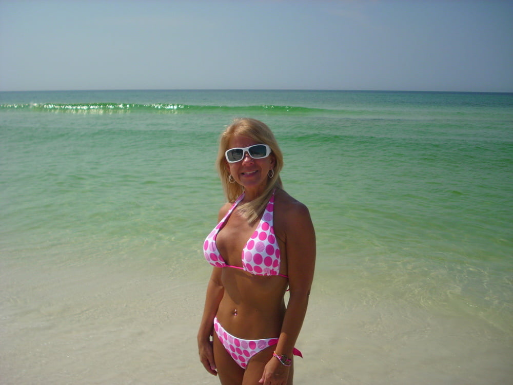 more milfs #89585640