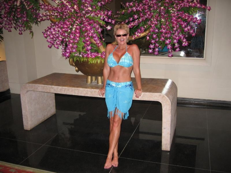 more milfs #89585678