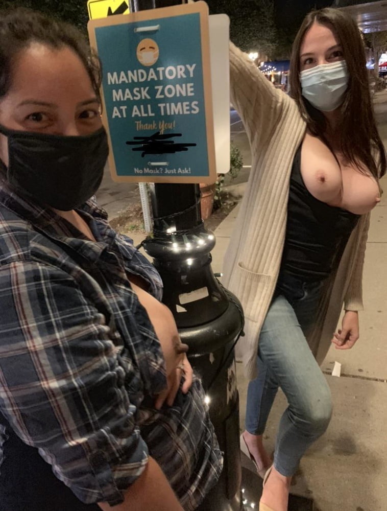 Cuarentena chicas calientes
 #90437645