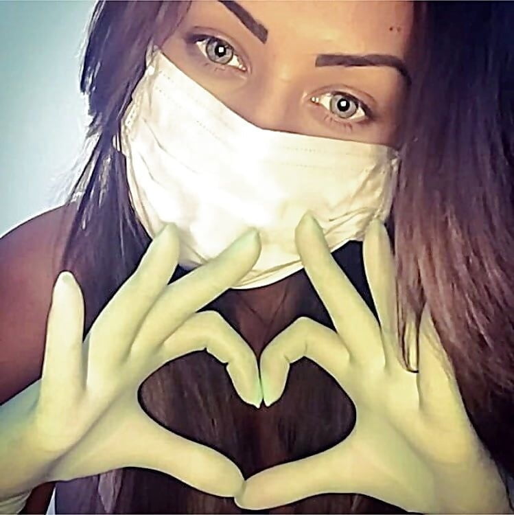 Cuarentena chicas calientes
 #90437774