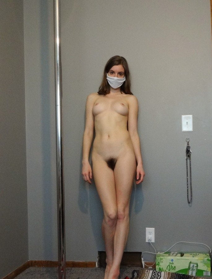 Cuarentena chicas calientes
 #90437945