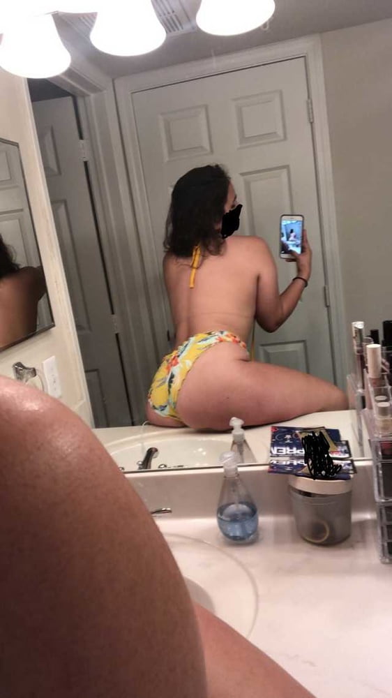 Cuarentena chicas calientes
 #90438077