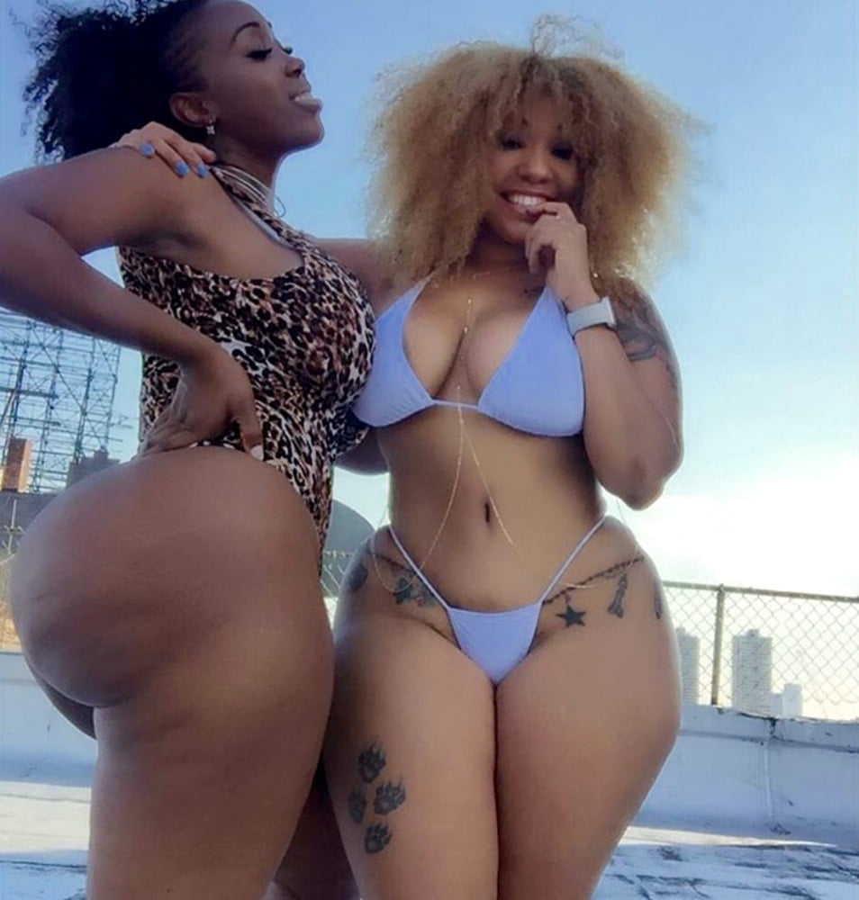 BUBBLE BUTTS #101620687