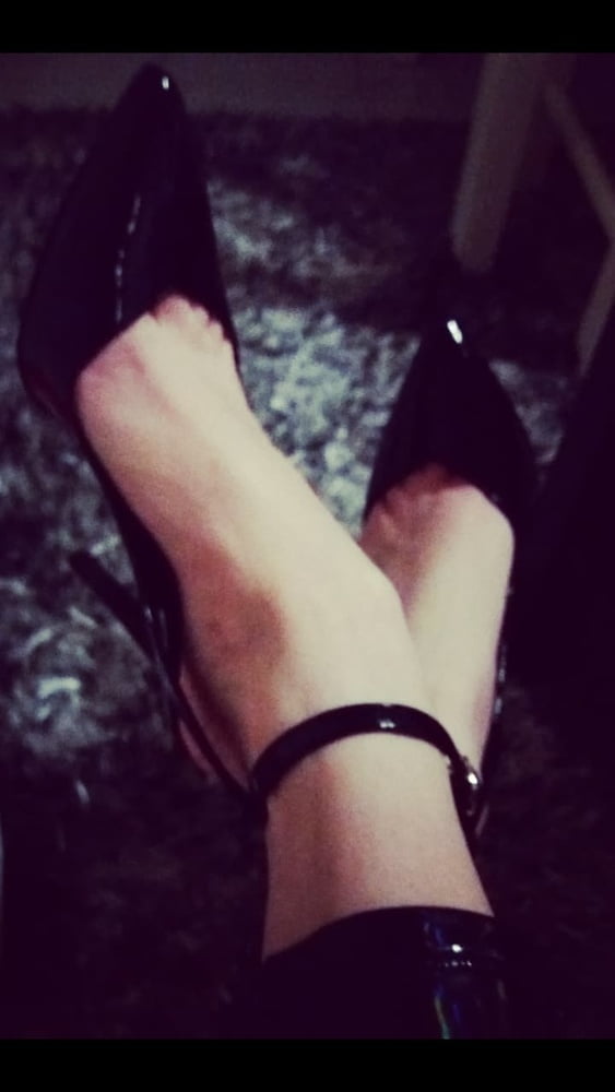 Something sexy.. High heels.. Foot fetish.. #106668126