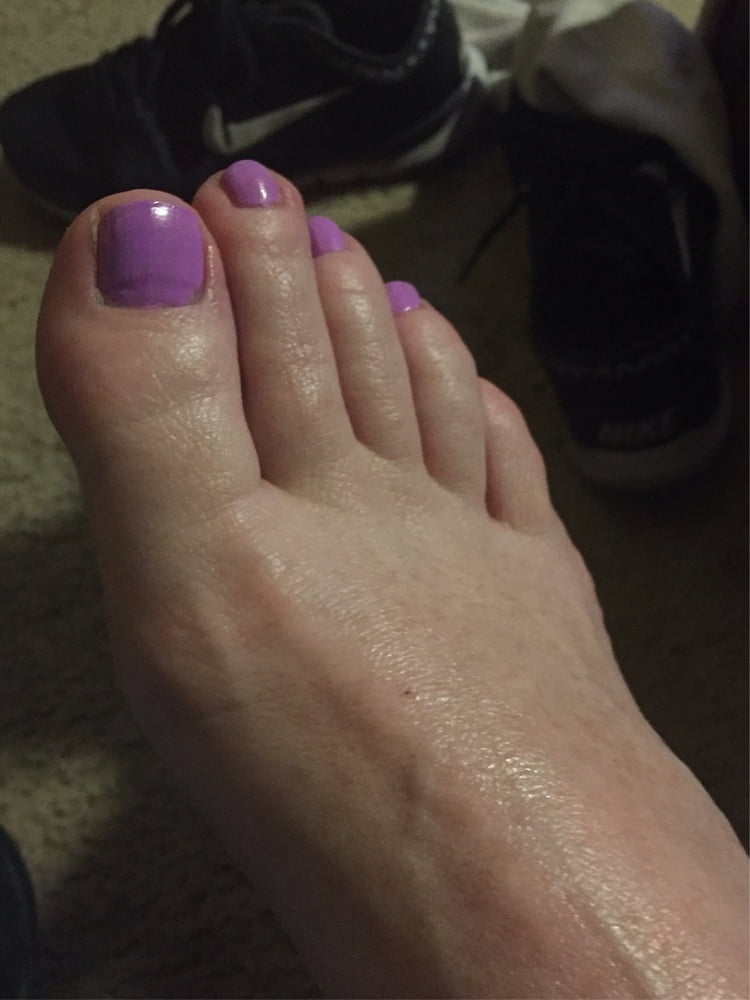 Pretty painted toes #106465077