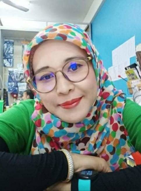 sexy Ibu di rumah #88200098