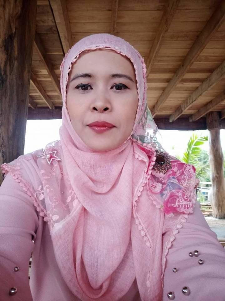sexy Ibu di rumah #88200159
