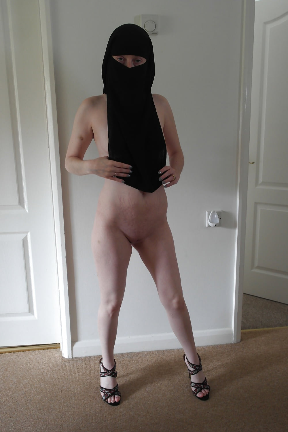 Haley Naked British Harem girl in Niqab #106719890