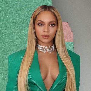 Bey #102487837