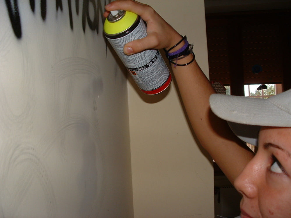 Grafiti Writing Wife #103222586