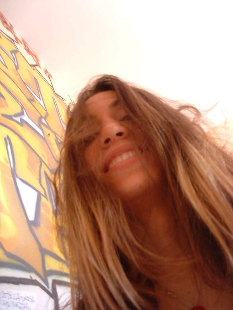 Grafiti Writing Wife #103222631