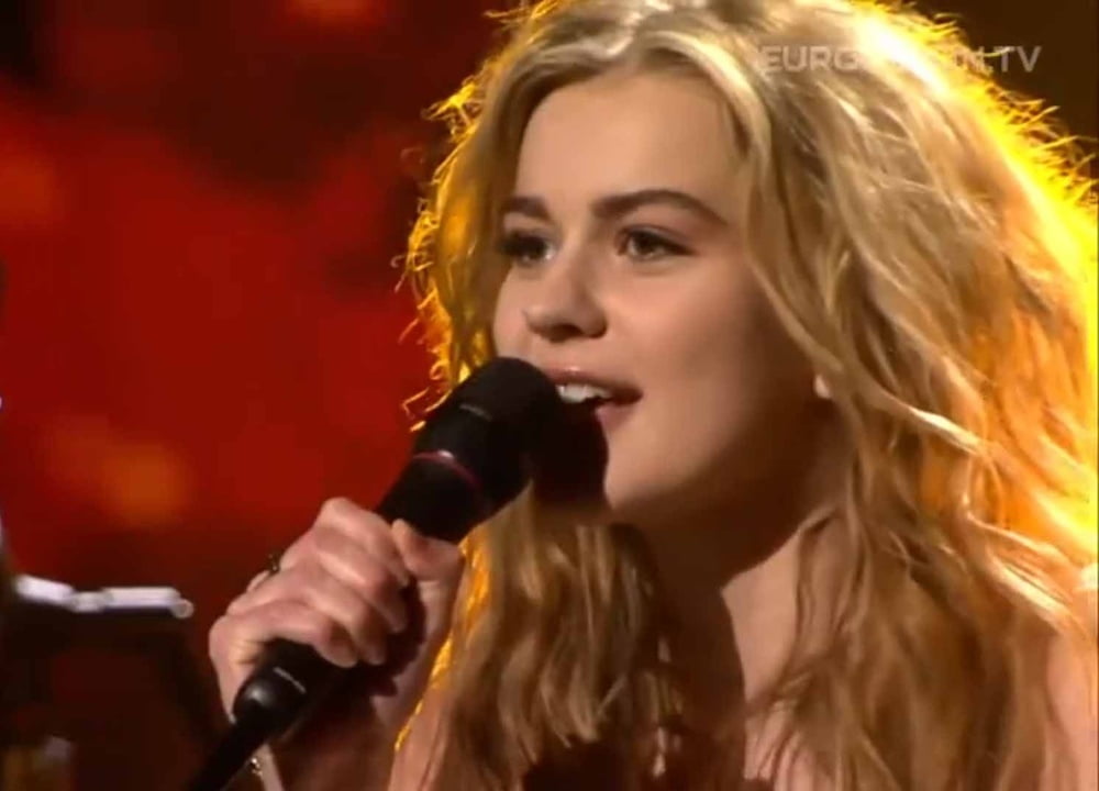 Emmelie de forest (eurovision 2013 dänemark)
 #104104286