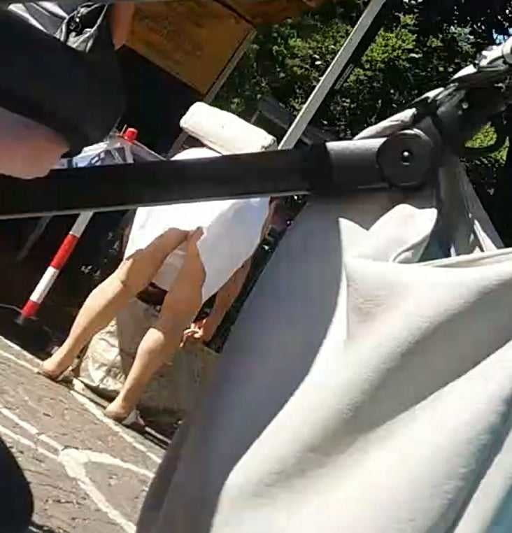 Porche maduro esibizioniste
 #89894659