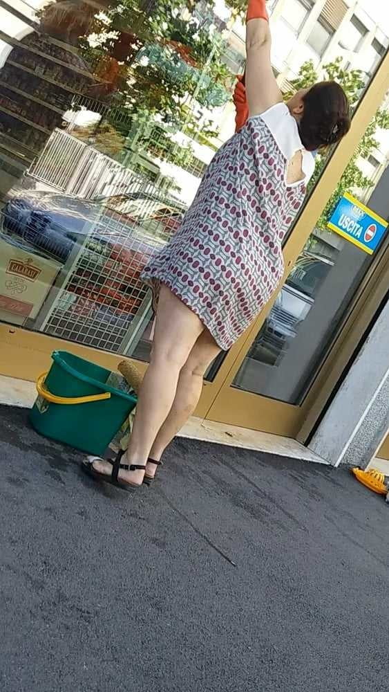 Porche maduro esibizioniste
 #89894666