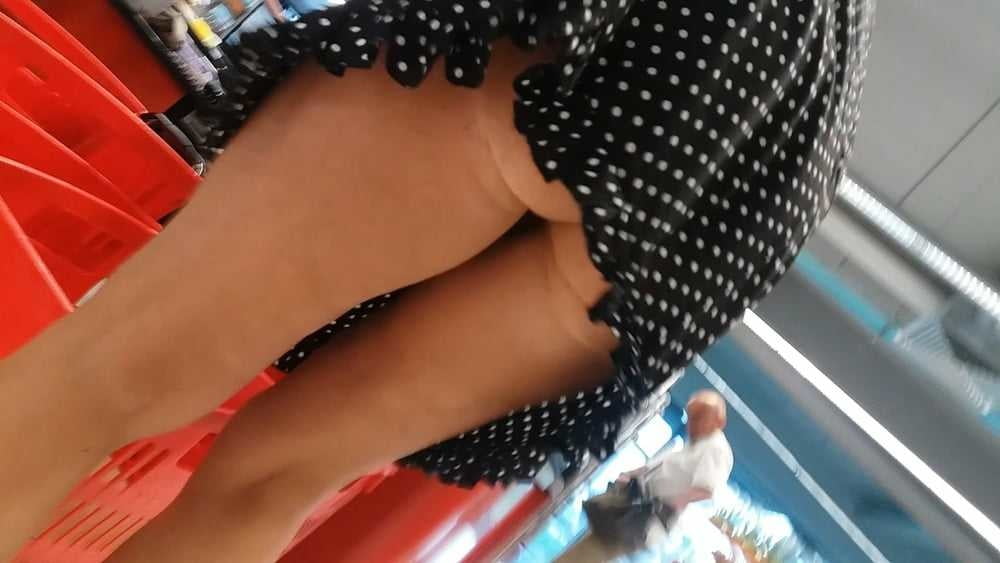 Porche maduro esibizioniste
 #89894715