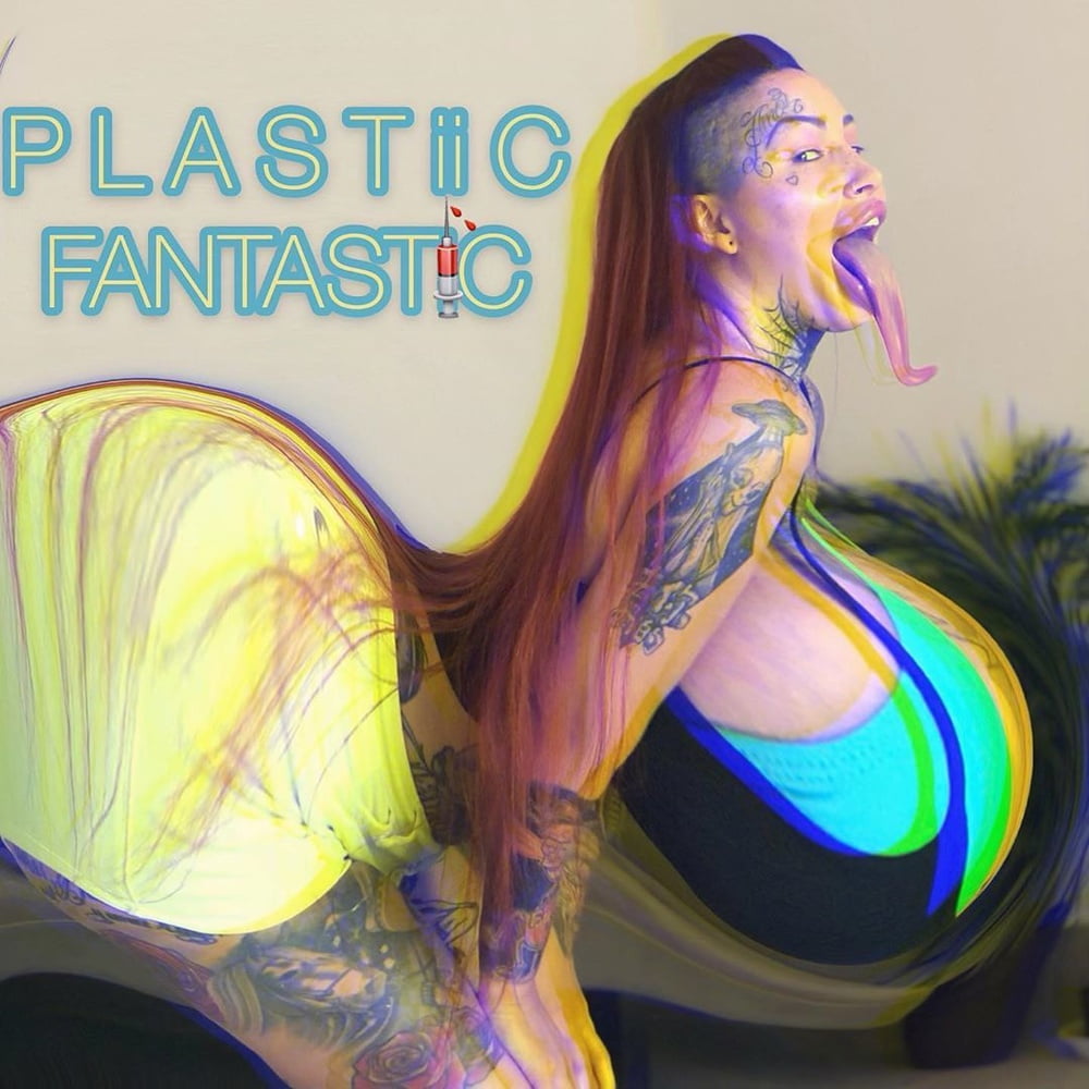 Erstaunliche Bimbos - geile Plastik- & Fake-Titten-Schlampen 56
 #90514212