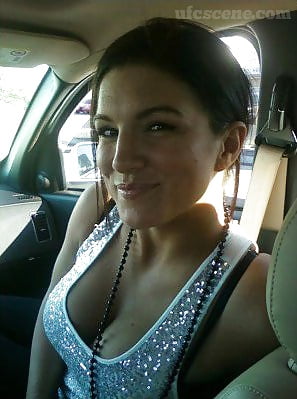 Niedliche Gina Carano
 #80571228