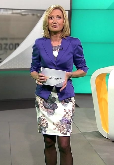 ドイツのテレビ番組で成熟したカリン・ランバートのブテンショーン
 #92676094