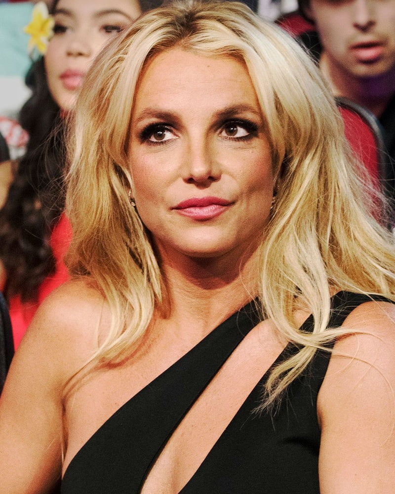 Britney spears caliente
 #106597590