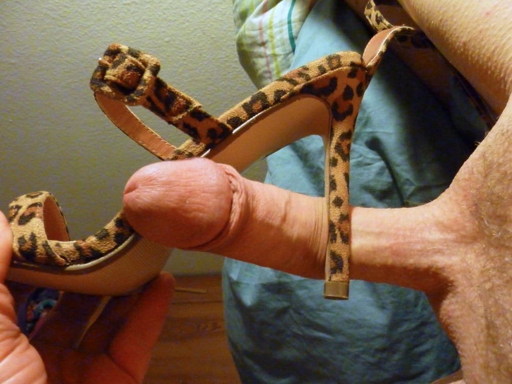 damn, my hubby is fucking my heels #107020615