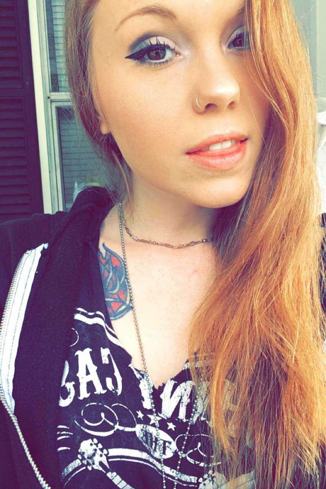 Ma rousse preferee #89494333