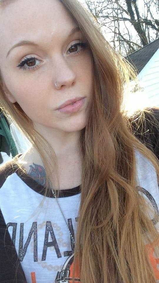 Ma rousse preferee #89494338