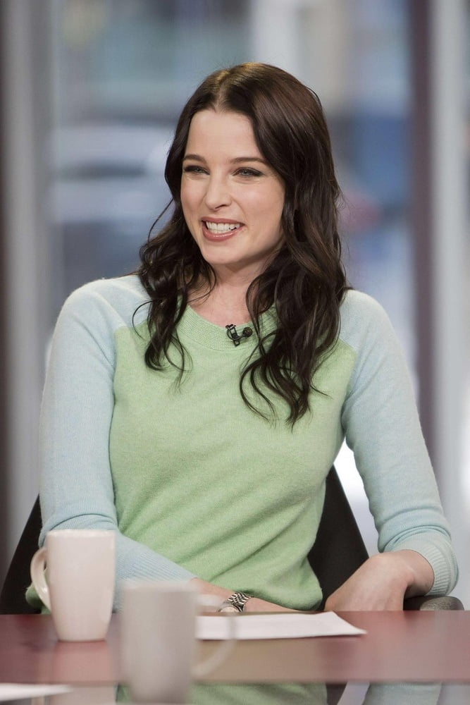Rachel Nichols cravings box #82170912