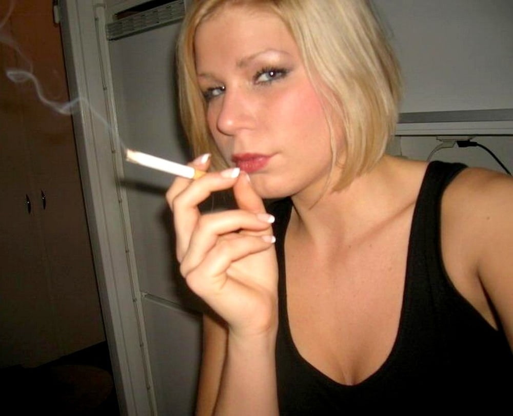 Marlboro Mädchen mischen
 #94224811