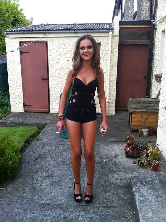 Marlboro Mädchen mischen
 #94224841