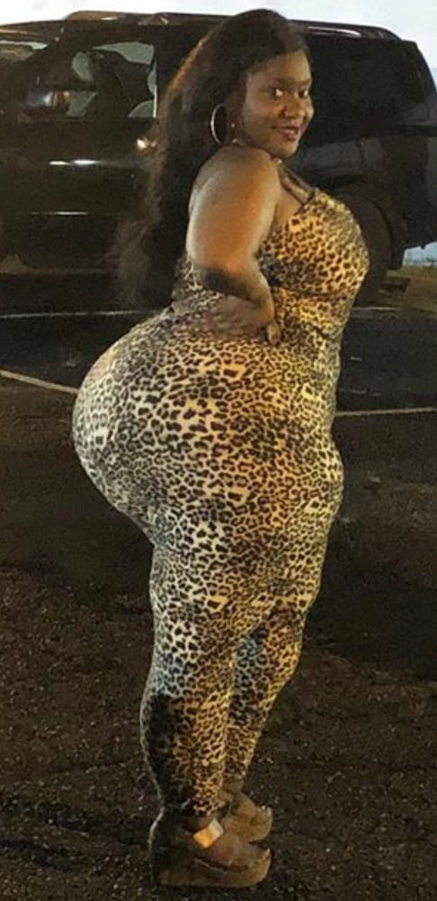 Mega chunky huge booty bbw pear Kiamesha #81618076