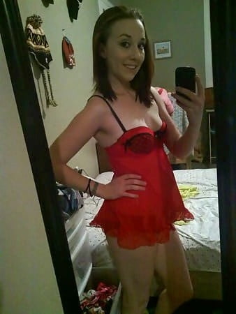 Exposed Topeka, KS webslut Cassandra spread and ready #101200041