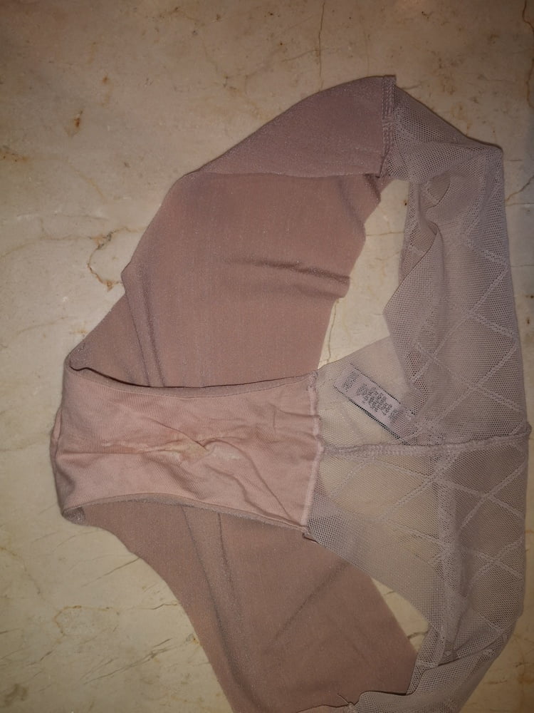 Mis jugos de esposa
 #93823565