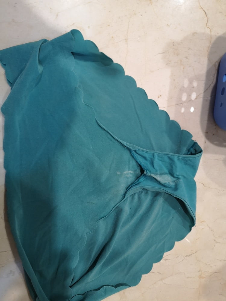 Mis jugos de esposa
 #93823567