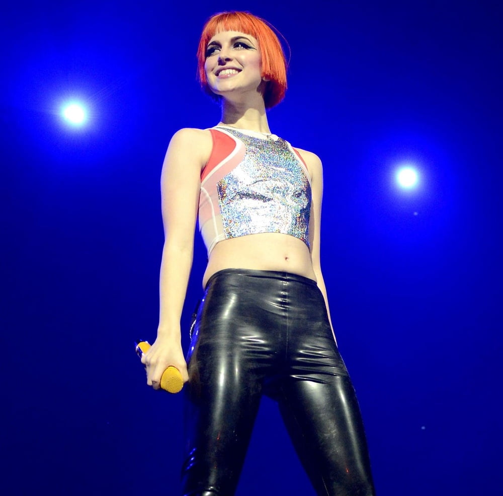 Hayley williams nur betteln für es Volumen 4
 #99019767