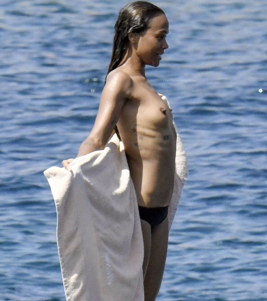 Zoe Saldana nude #108509174