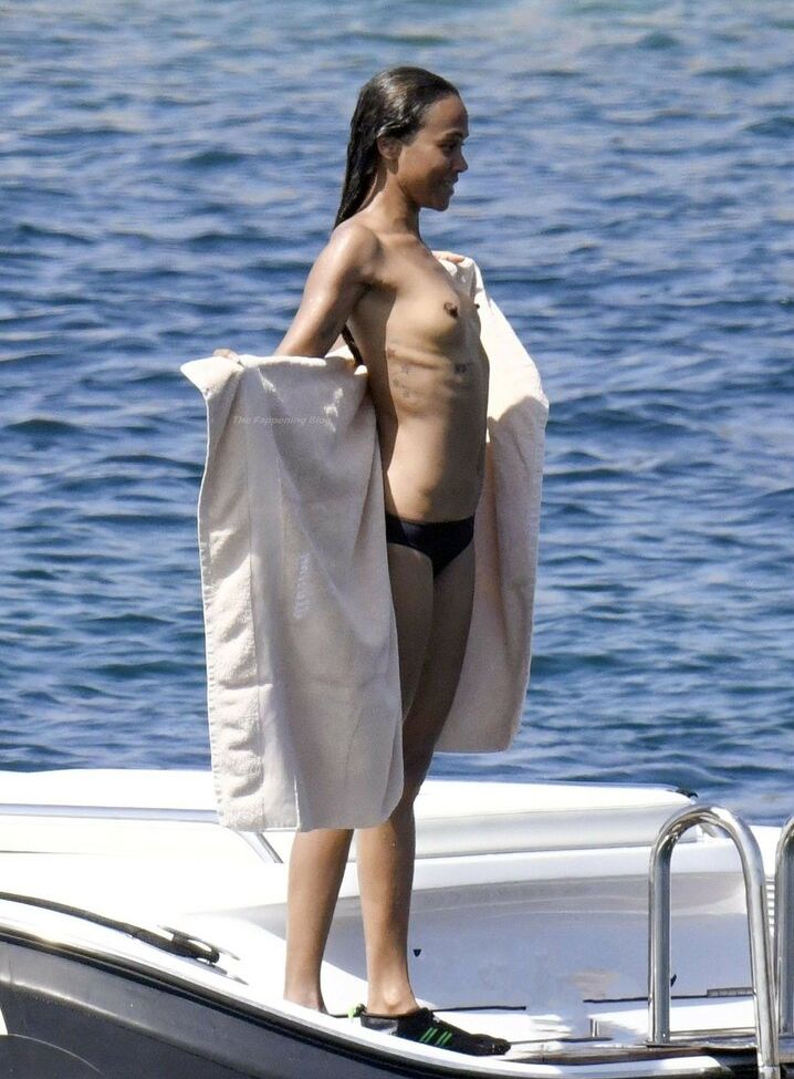 Zoe Saldana nude #108509177